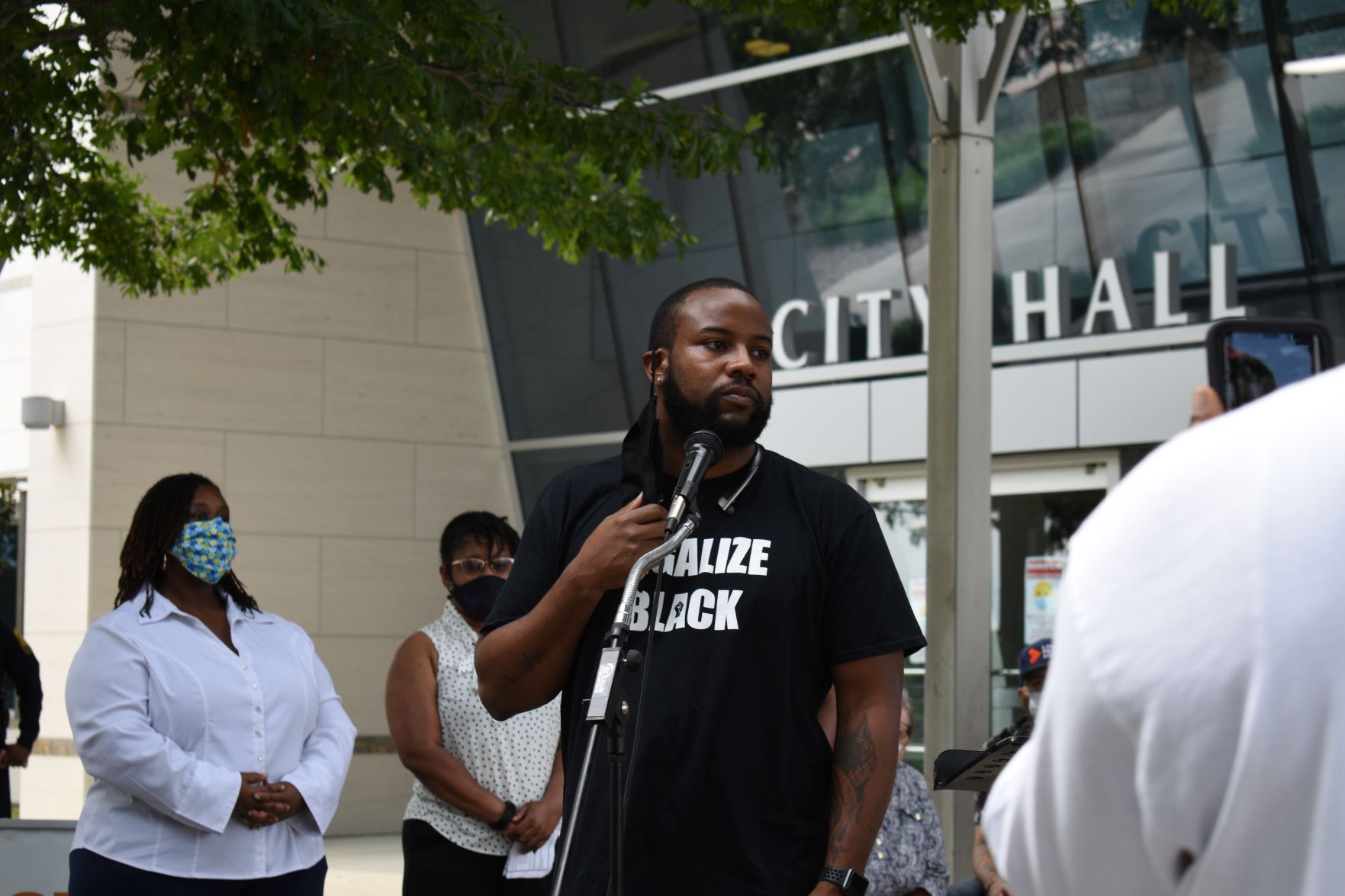 McKinney councilman speaks at NAACP press conference